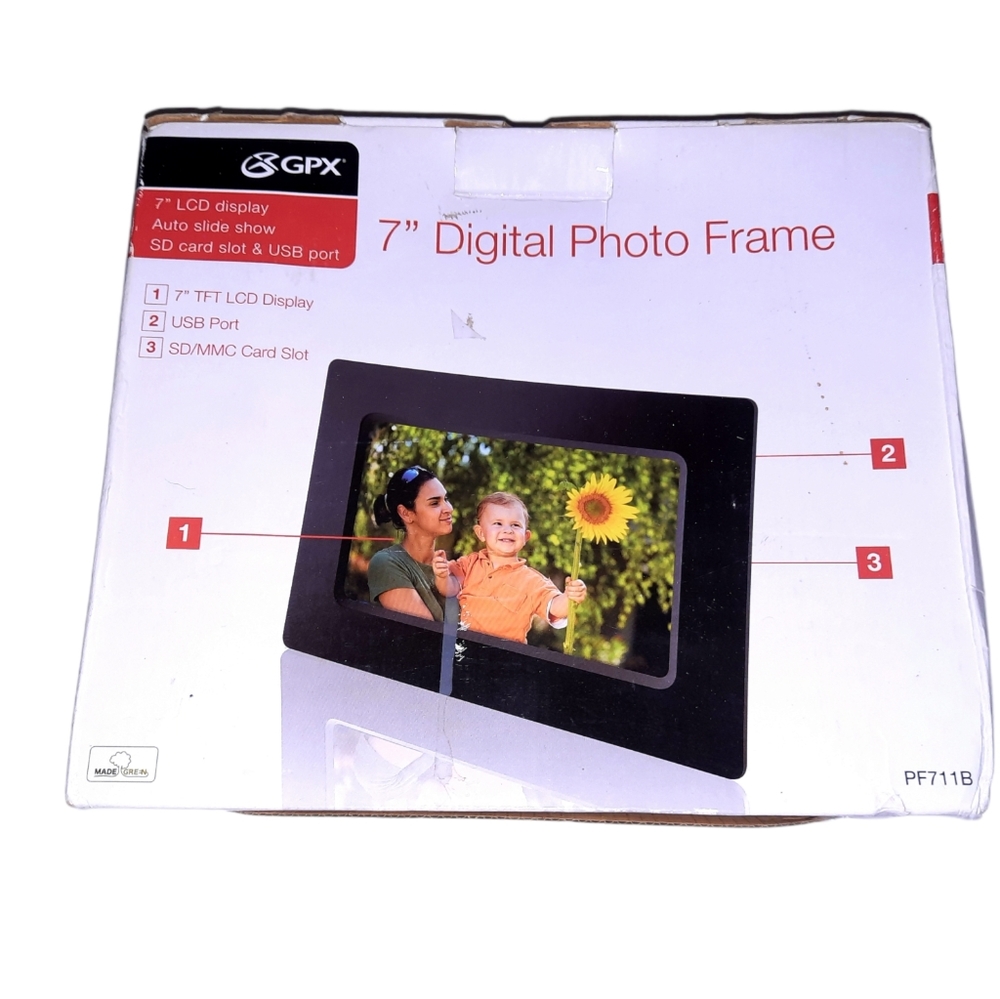 GPX PF711B 7-Inch Digital Photo Frame with SD/MMC